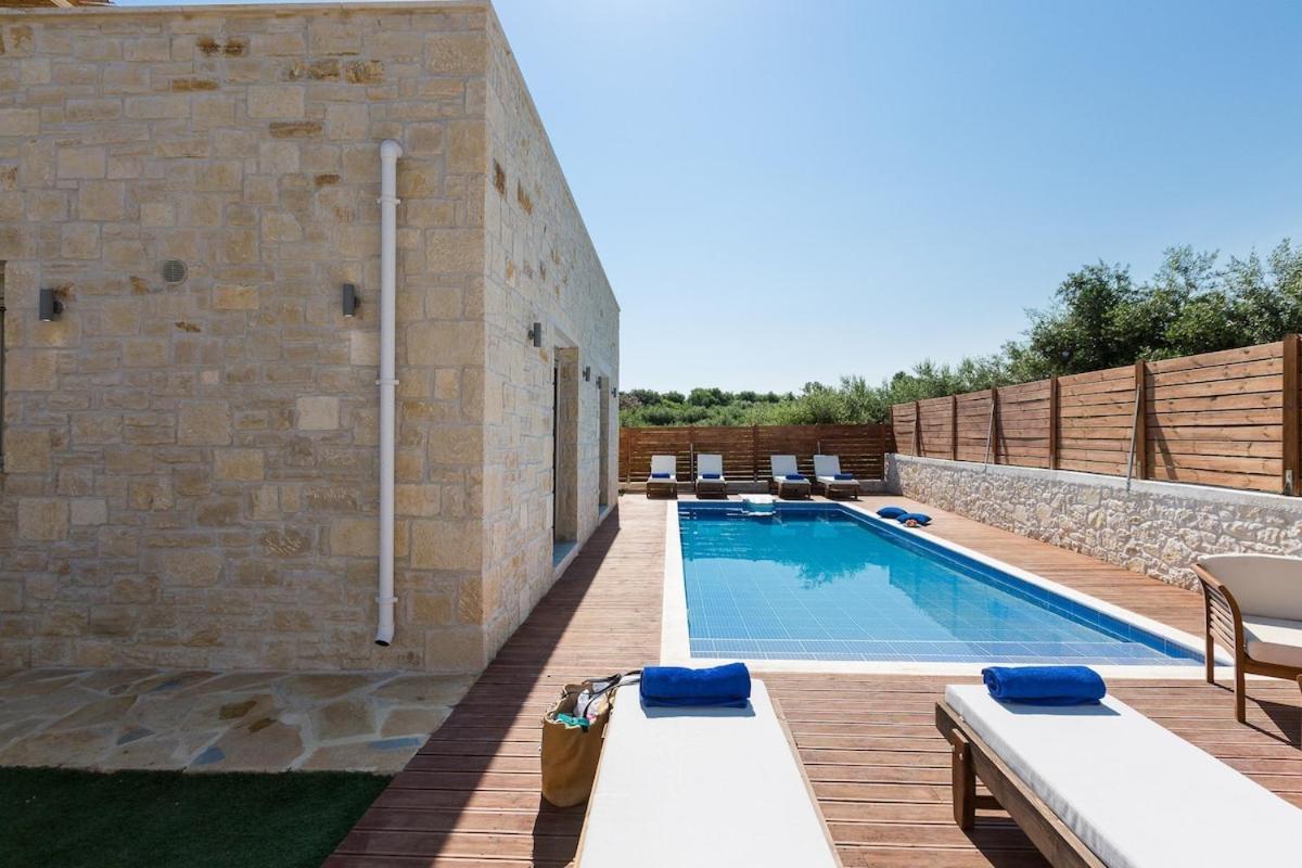 Villa Vera - With Private Heated Pool & Jacuzzi Pangalochori Экстерьер фото